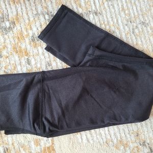 Alo yoga crop leggings